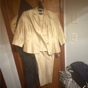 Ann Taylor Gold Women's Blazer and pants suit